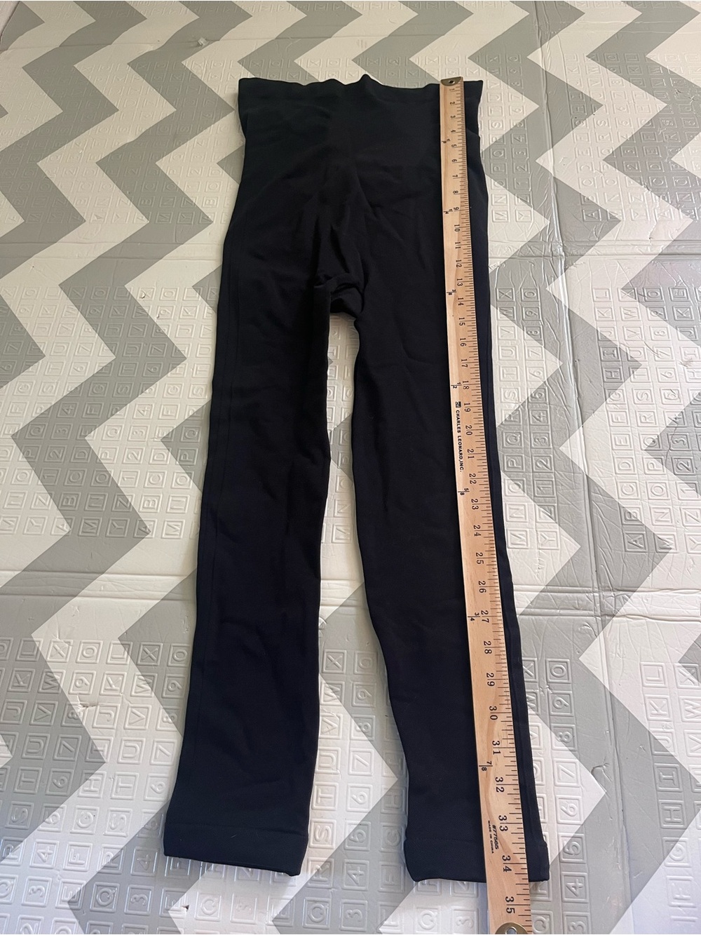 SPANX Black Full-Length High-Waist Leggingsw - Picture 4 of 8